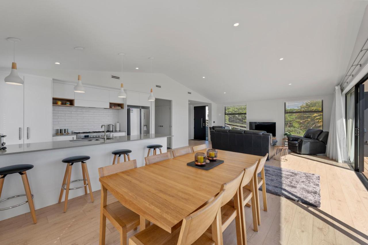 Lakeview Terrace - Taupo Holiday Home Exterior foto