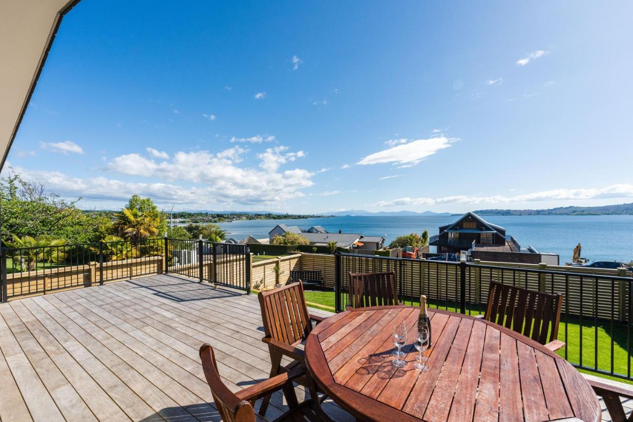 Lakeview Terrace - Taupo Holiday Home Exterior foto
